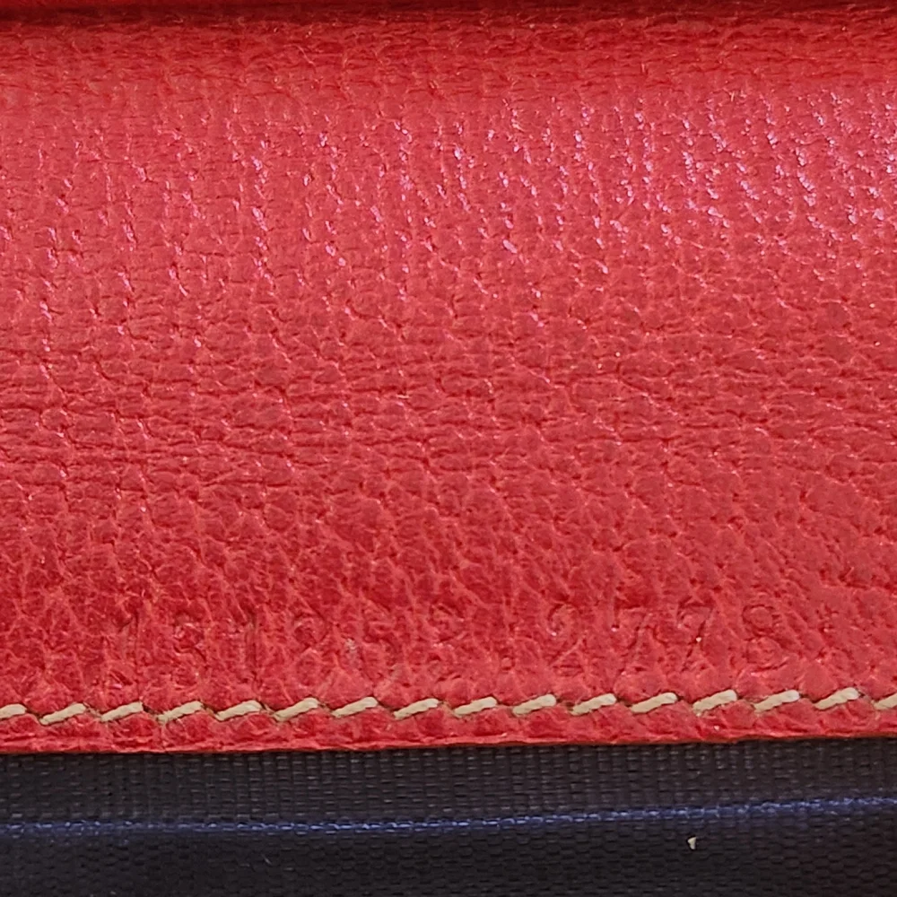 Gucci Vintage Red Wallet - Picture 15 of 16